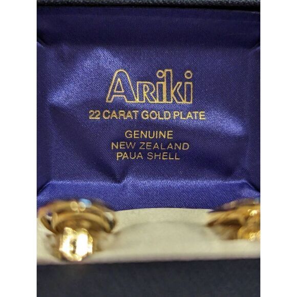 Ariki 22 Carat Gold Plate Genuine New Zealand Paua Shell Clip Earrings - Picture 2 of 6